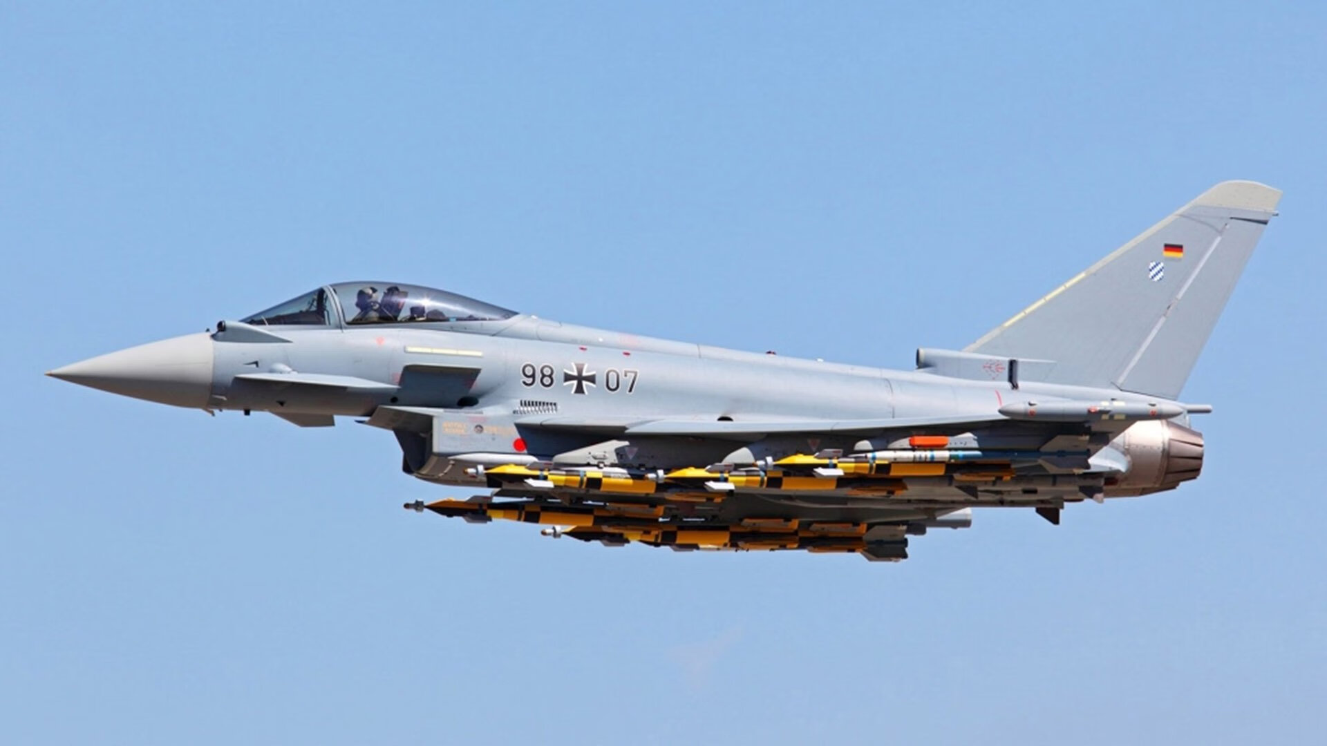 凯里·欧文新书畅销,谈NBA生活与信仰冲突,凯里欧文生活照