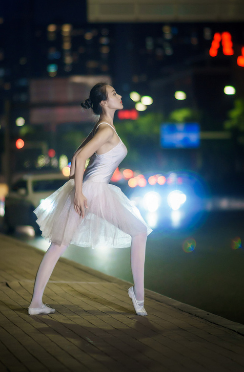 国外优秀篮球赛事引进改革,提升中国比赛水准,国外篮球发展