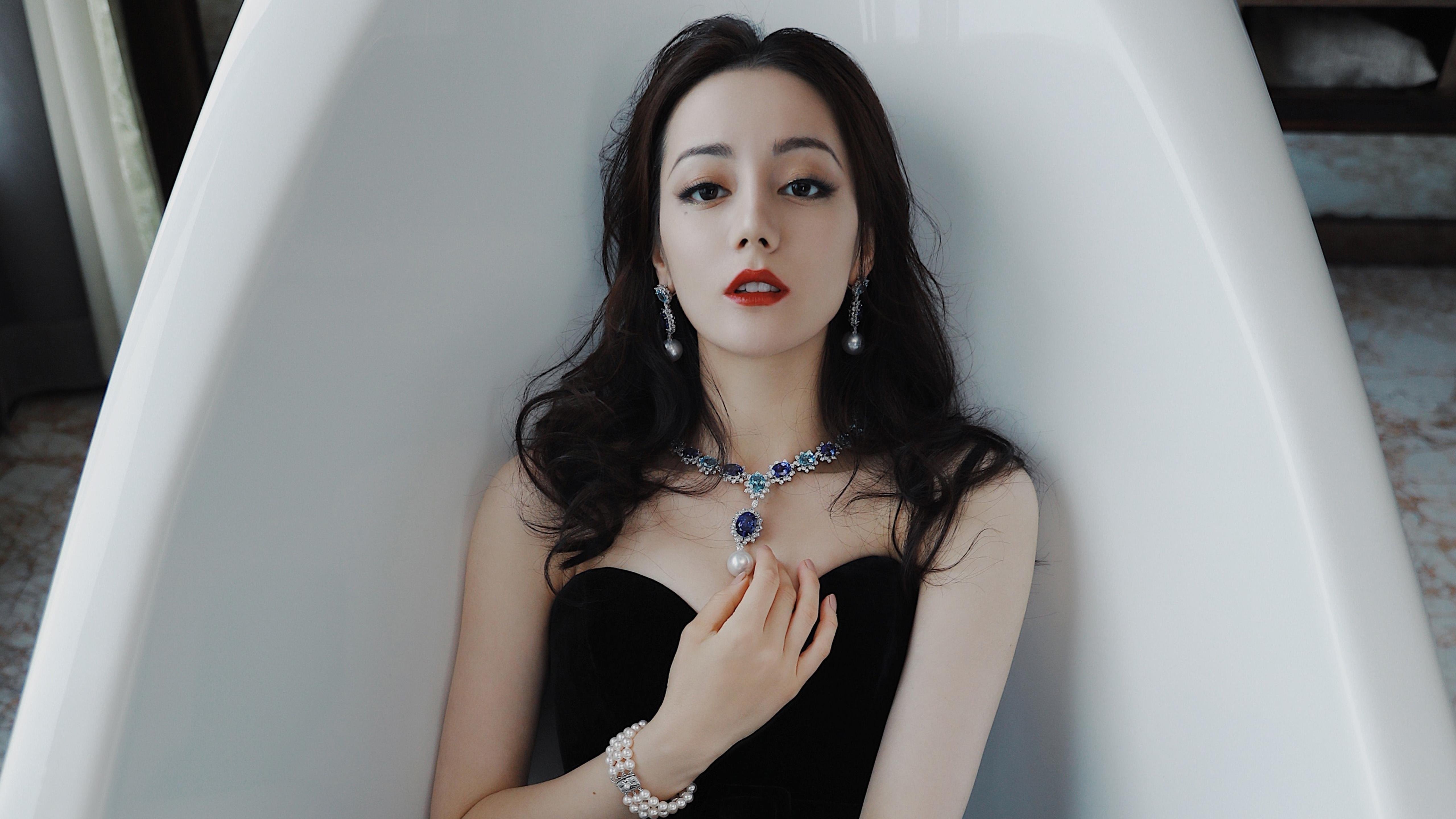 巴黎女足完胜里昂,达布里纳世界波再成焦点,巴黎女足主场