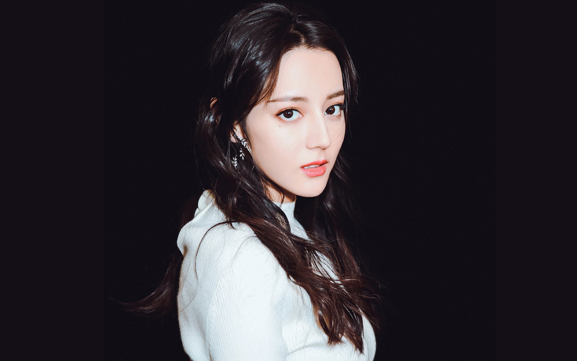 球员转型故事:从球场到幕后管理的新篇章,球员转型教练失败典型